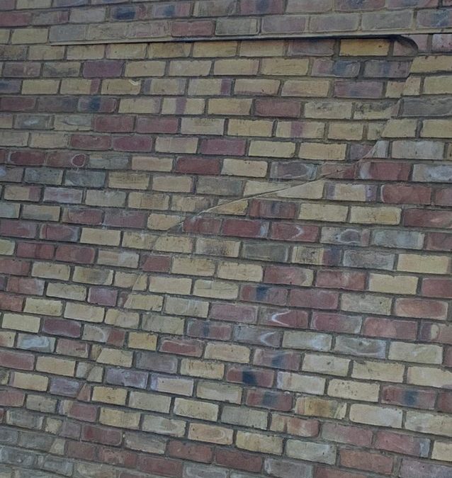 Detail in brickwork on a half moon extension